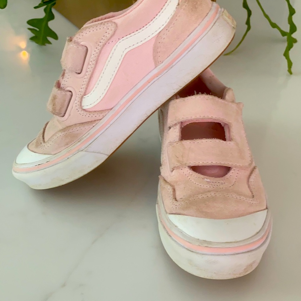 Very good condition girls rose colored Vans